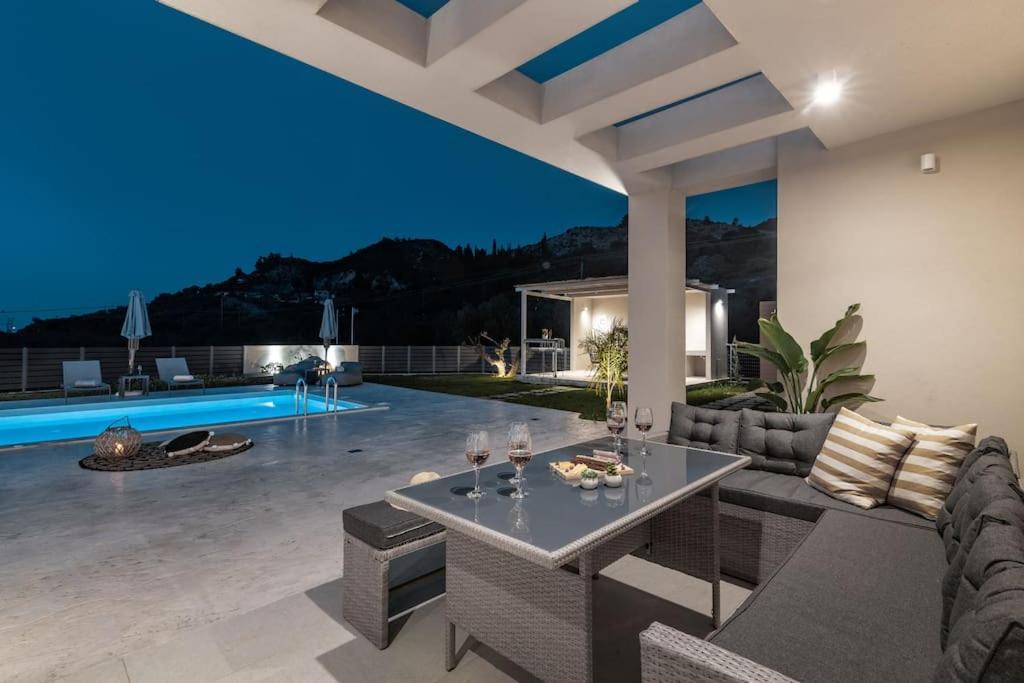 Melissia Luxury Villa Каламакион Экстерьер фото