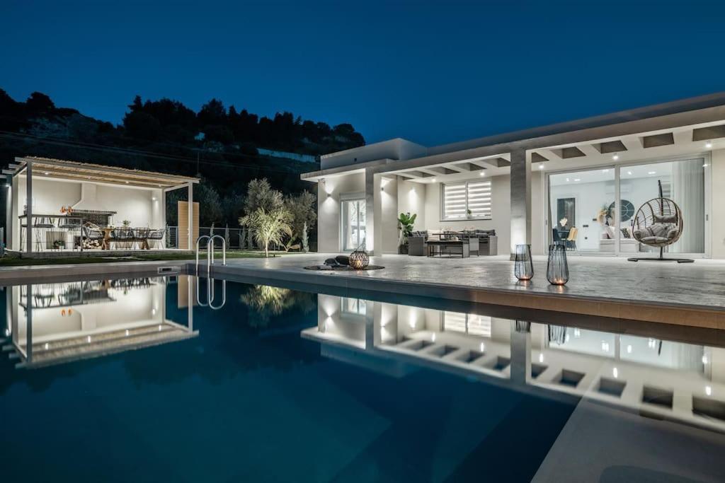 Melissia Luxury Villa Каламакион Экстерьер фото